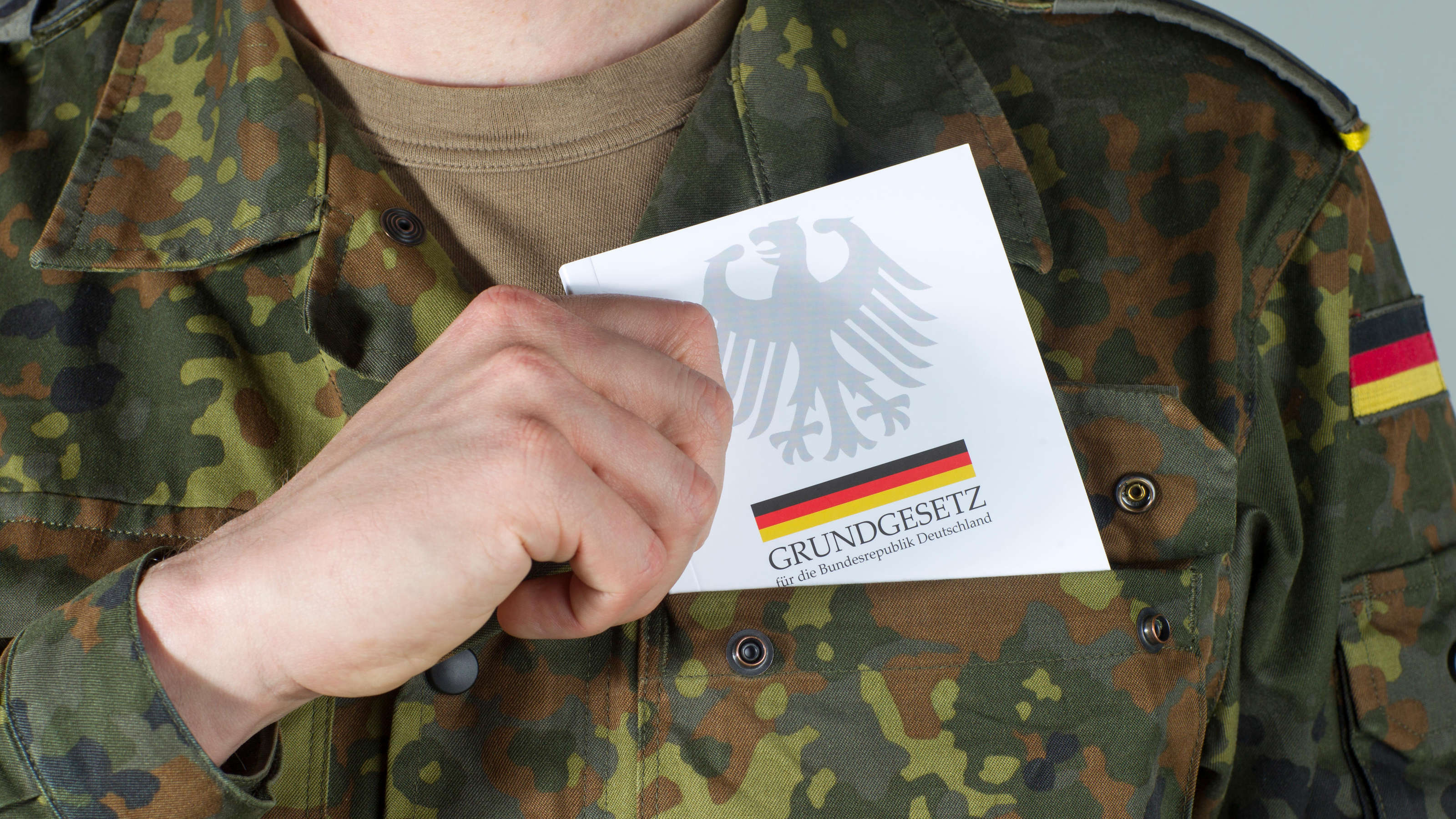 soldat grundgesetz 1